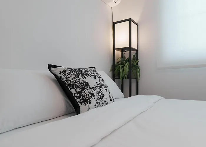 Apartment Hyun - 3r Sb5min, Free Parking, Luggage Storage *